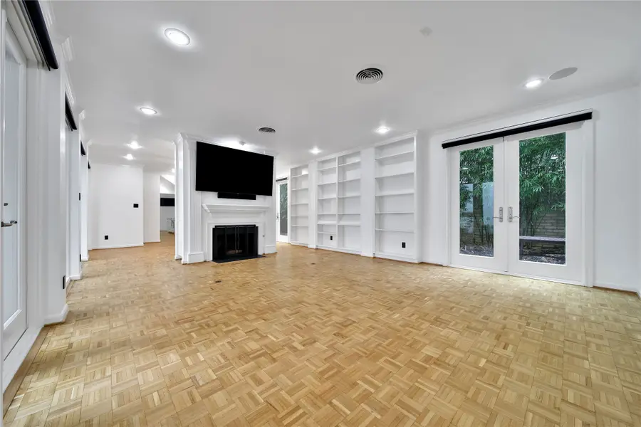 33 River Hollow Lane, Houston, TX 77027 - #3