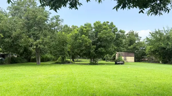 3634 N Highway 146, Baytown, TX 77520