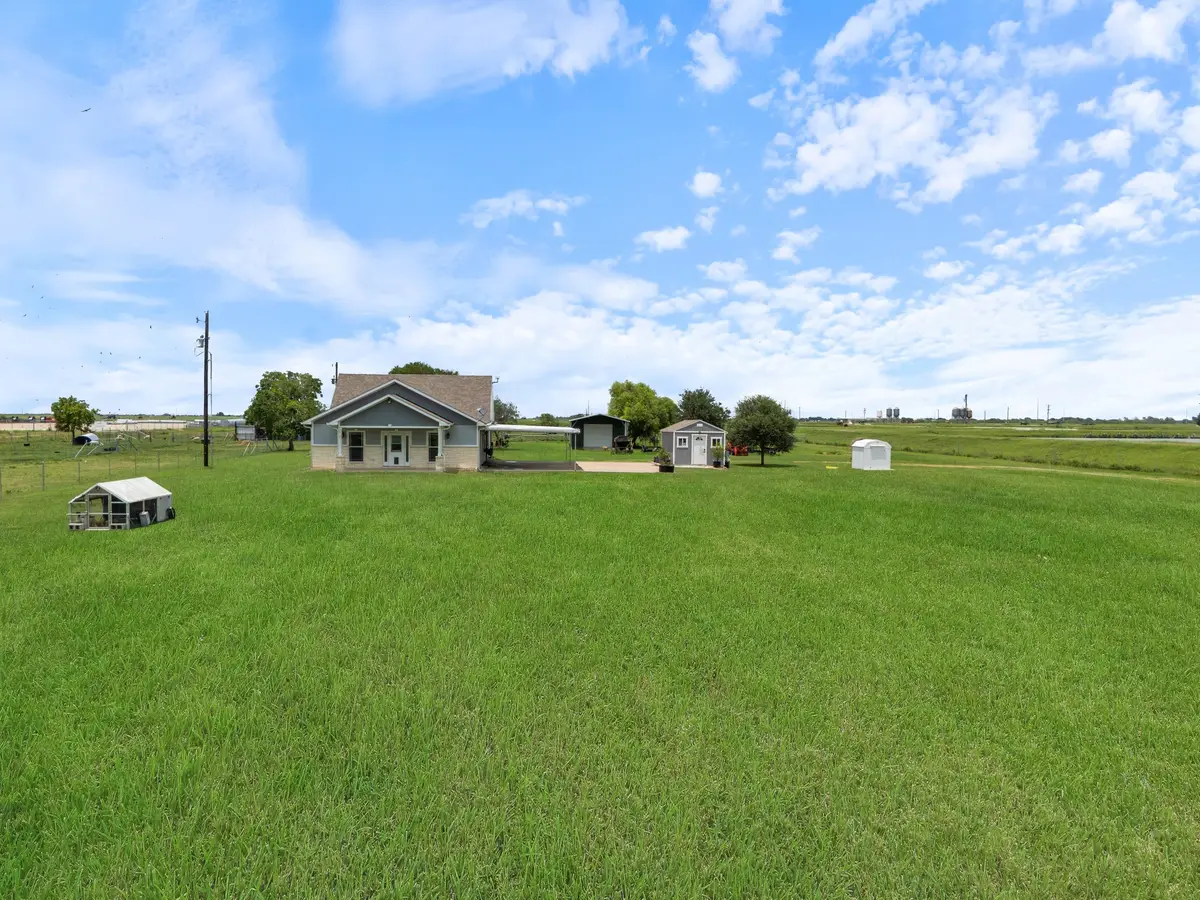 11301 S Fm 441 Road, Louise, TX 77455 - #1