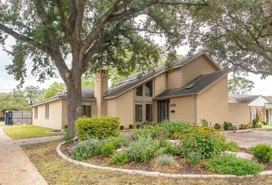5008 Locust Street, Bellaire, TX 77401 - #3