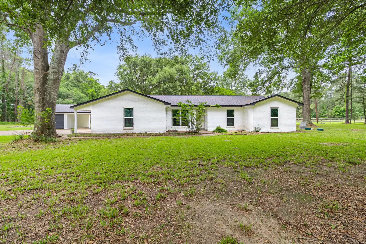 74 Robinson Road, Huntsville, TX 77320 - #1