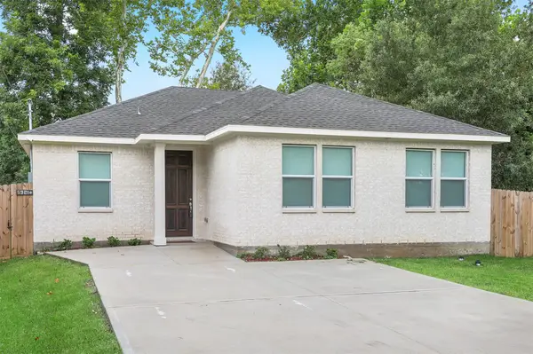 5921 Jackson Lane, Texas City, TX 77591