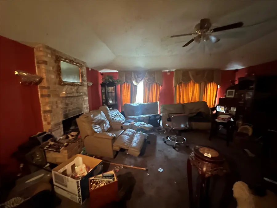 11807 Steamboat Springs Drive, Houston, TX 77067 - Image #2