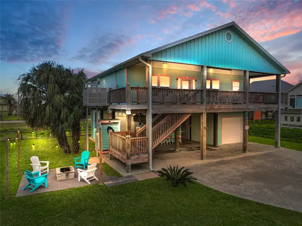 965 Mary Ann, Port Bolivar, TX 77650