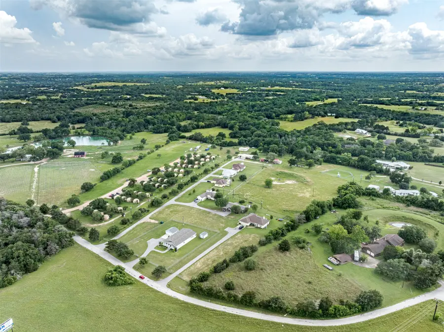 325 & 335 O'malley Road, Brenham, TX 77833 - #2