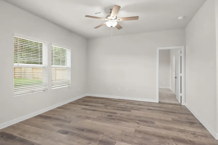 1112 Independence Avenue, Bay City, TX 77414 - #2