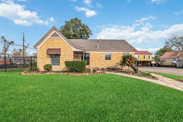 5012 Irvington Boulevard, Houston, TX 77009