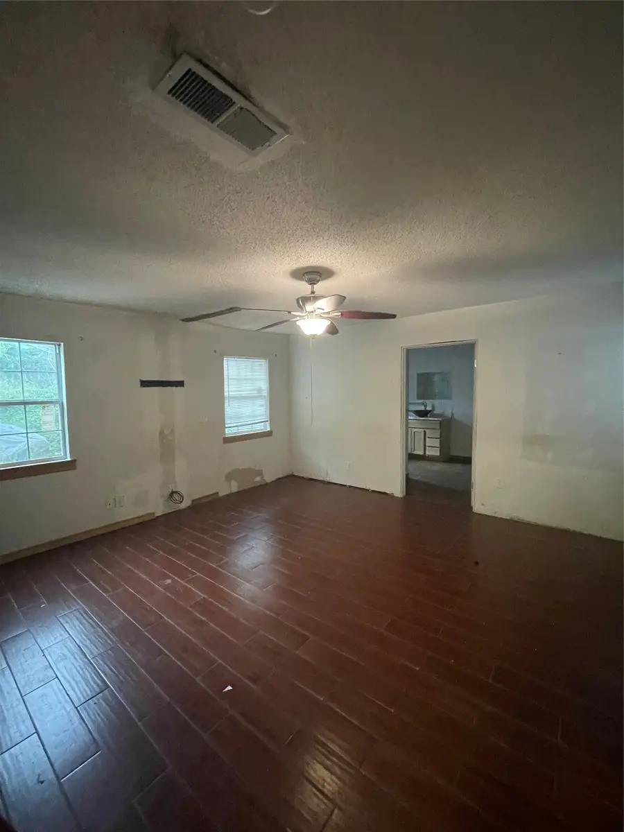 4402 Dallas Street, Beaumont, TX 77703 - #3