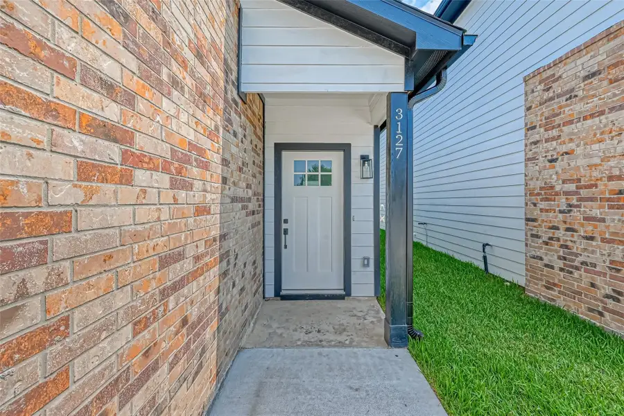 3127 Bolt Street, Houston, TX 77051 - Image #2