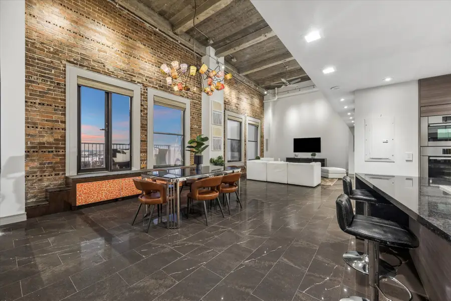 915 Franklin Street #9N, Houston, TX 77002 - #3