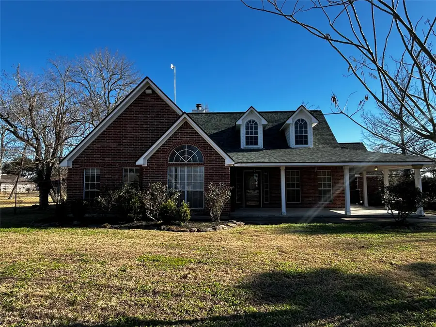 102 Lost Lake Drive, Baytown, TX 77523 - Image #2