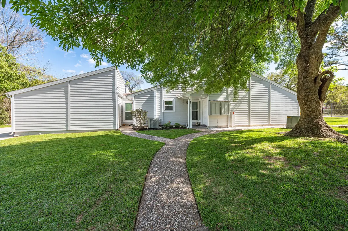 22 Hideaway Drive, Friendswood, TX 77546 - #1