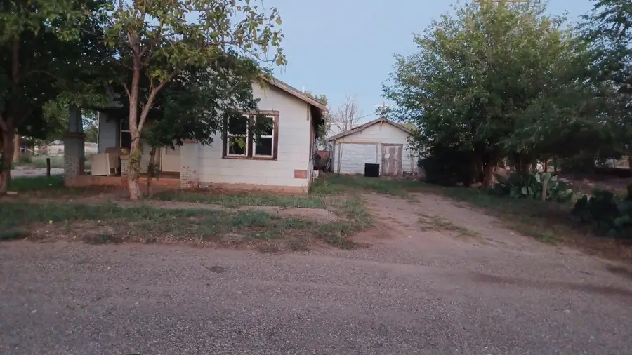 1419 8th Street, Paducah, TX 79248 - #2