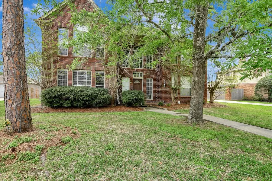 1209 Twin Oaks Street, Friendswood, TX 77546 - #2