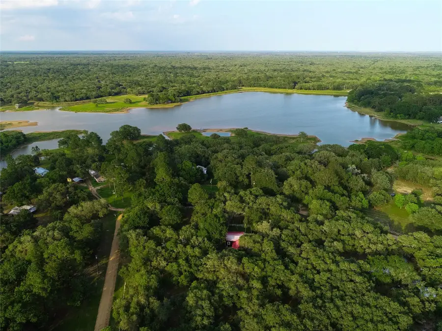 211 Bluebonnet Bend, Sheridan, TX 77475 - #3
