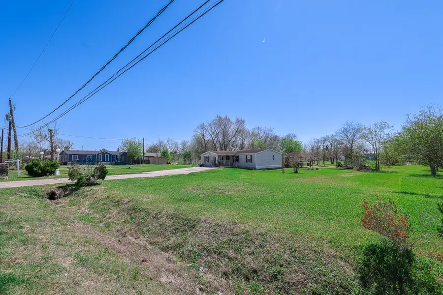 119 Weaver Street, Baytown, TX 77520 - #3