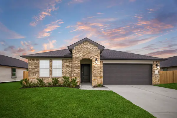 1518 Splashing Wave Drive, Iowa Colony, TX 77583