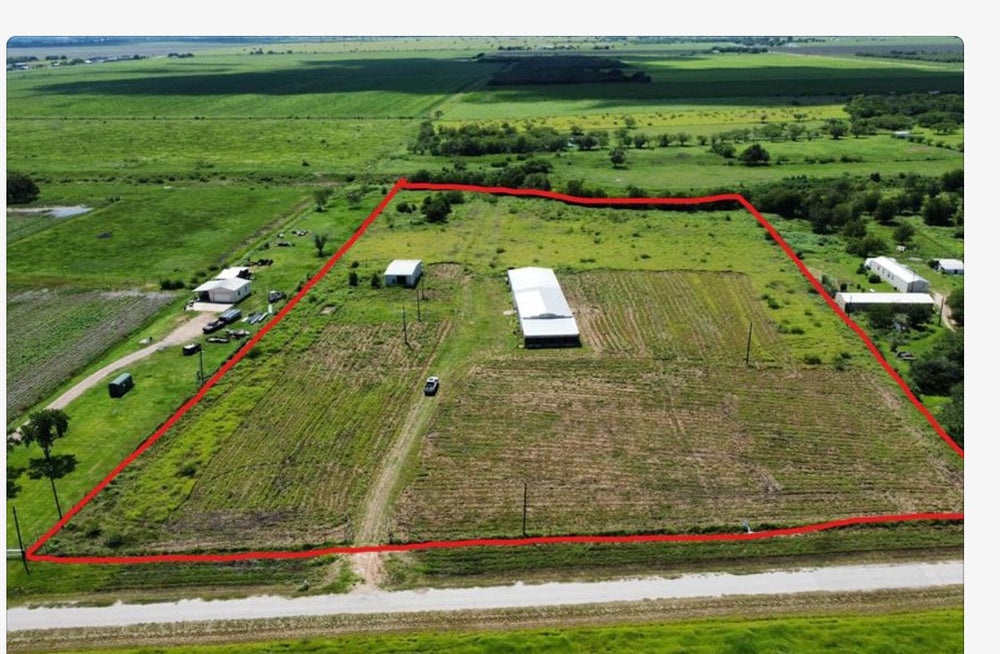 677 S Price Road, Victoria, TX 77905 BHGRE