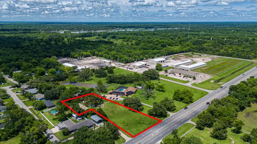 Lot 1 E E Brazos Avenue, West Columbia, TX 77486 - #3