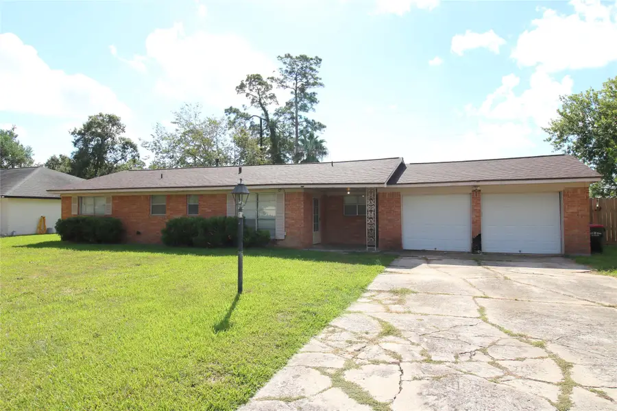 111 Staples Drive, Baytown, TX 77523 - #2