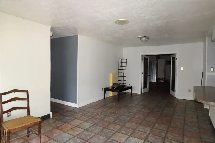 111 Staples Drive, Baytown, TX 77523 - #3