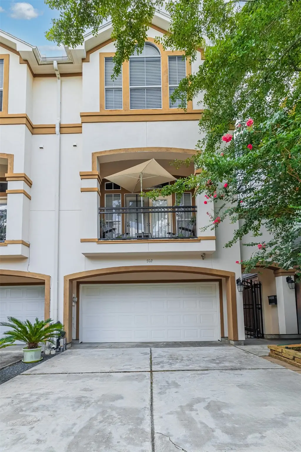 702 Asbury Street, Houston, TX 77007 - Image #1