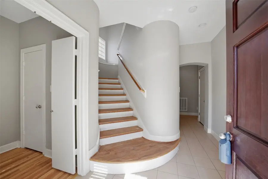 3736 Main Plaza Dr Drive, Houston, TX 77025 - #3