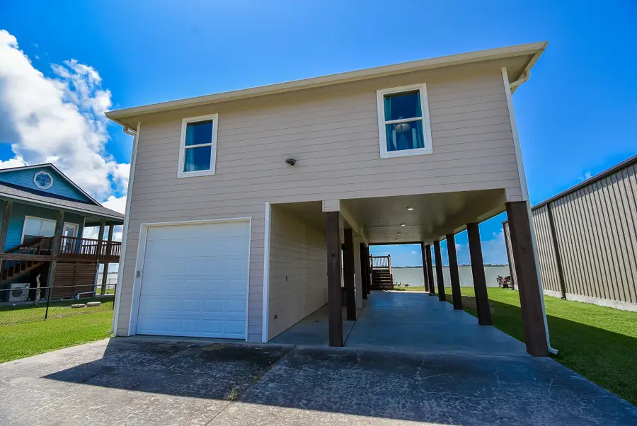 1486 W Bayshore Drive, Palacios, TX 77465 - #3
