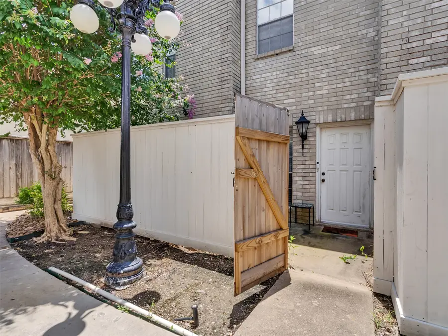4001 Tanglewilde Street #605, Houston, TX 77063 - #3