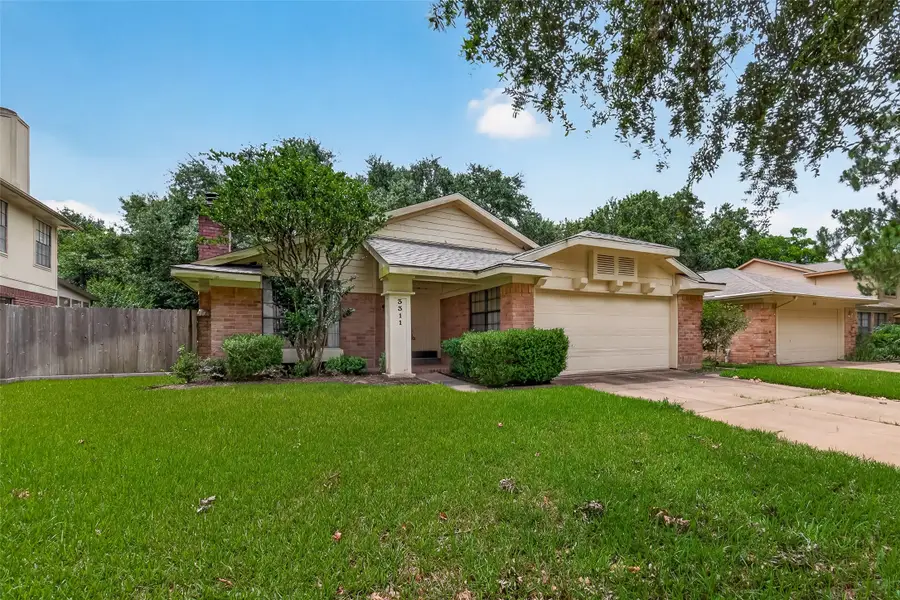 3311 Larkwood Lane, Sugar Land, TX 77479 - #3