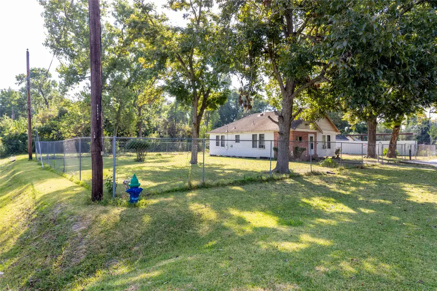 9010 Wheatley Street, Houston, TX 77088 - #3