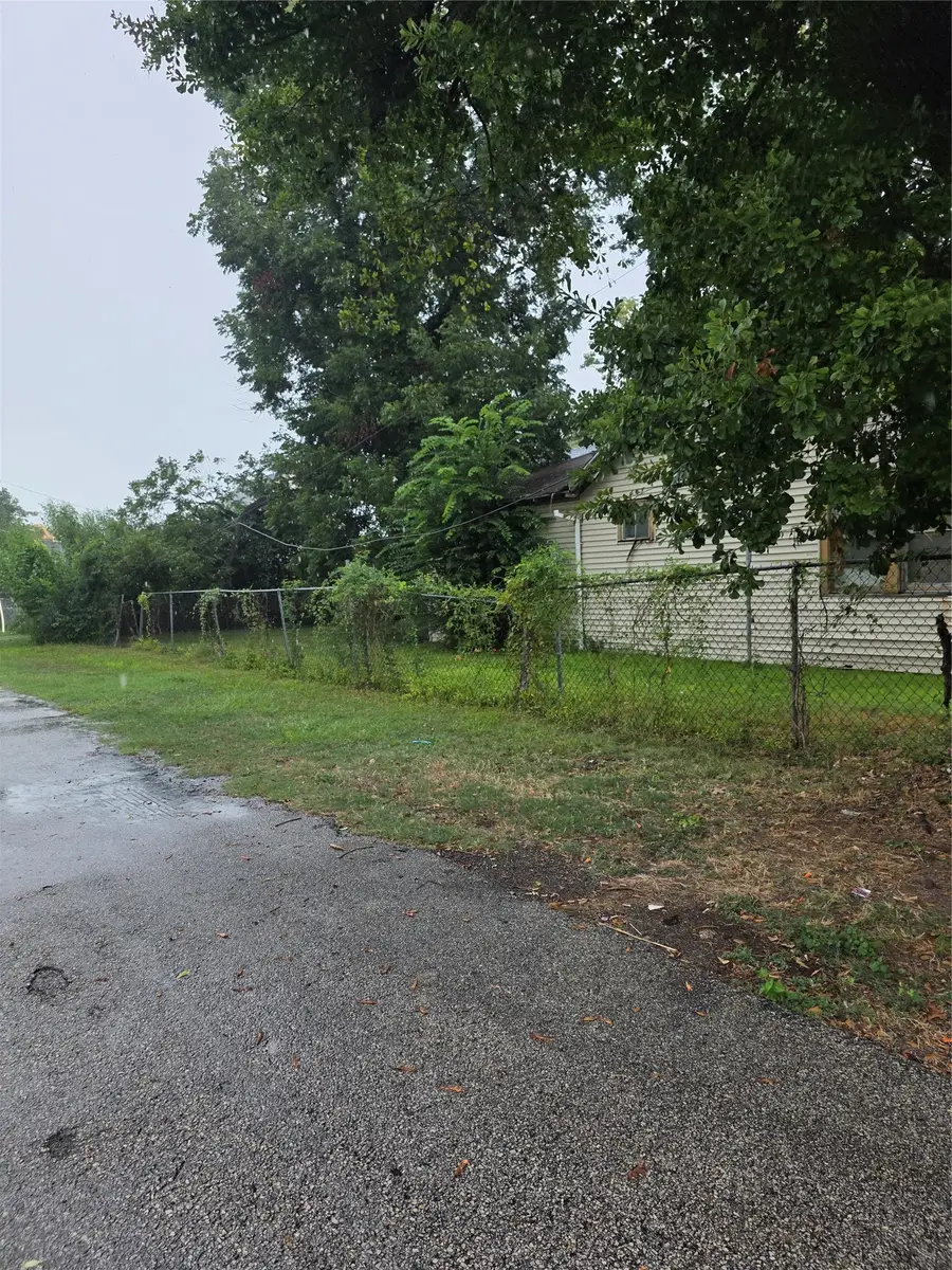 1718 Woodard Street, Houston, TX 77009 - #3