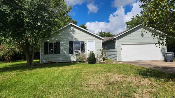 7102 Stewart Street, Hitchcock, TX 77563