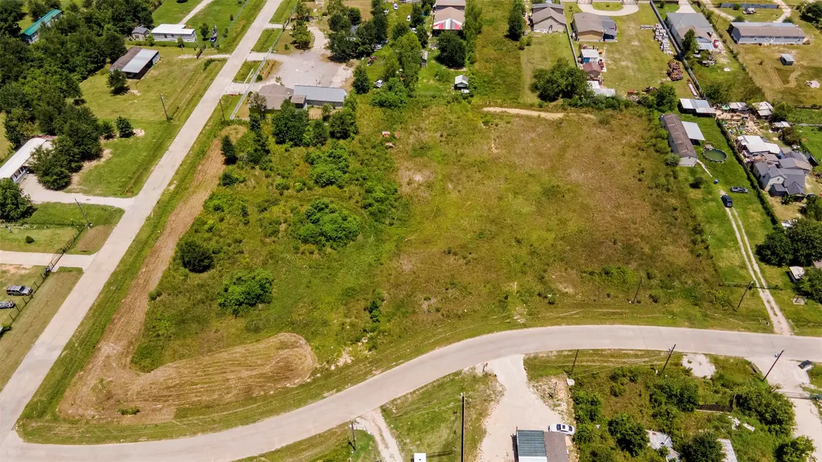975 County Road 3548, Cleveland, TX 77327 - #1