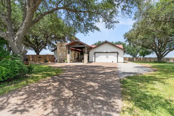 9795 County Road 2249, Sinton, TX 78387