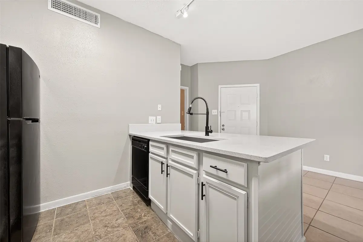 10855 Meadowglen Lane #608, Houston, TX 77042 - #1