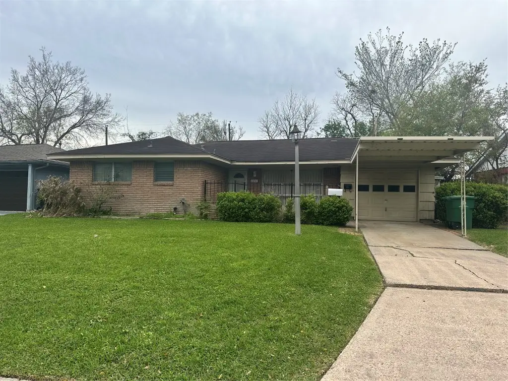 6841 Concho Street, Houston, TX 77074 - #1