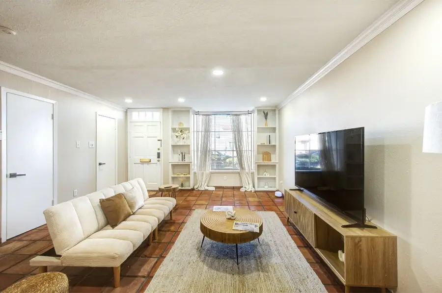 6405 Ella Lee Lane Lane, Houston, TX 77057 - Image #3