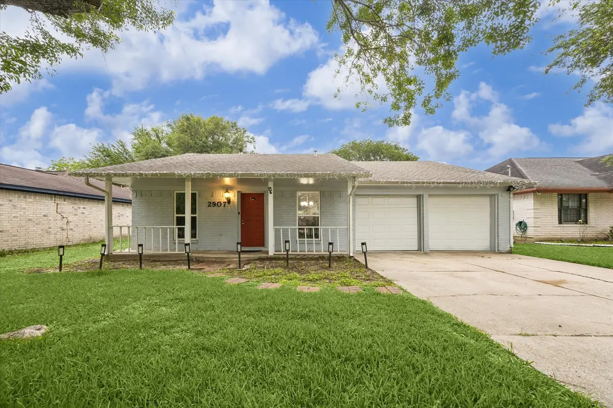 2907 Arkansas Avenue, Dickinson, TX 77539 - #1