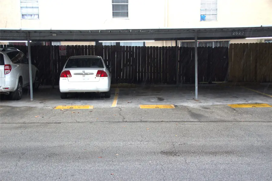 2574 Marilee Lane #2, Houston, TX 77057 - Image #3