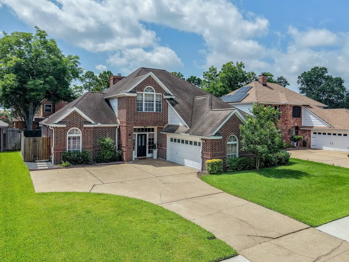 118 Mill Trail Drive, Sugar Land, TX 77498 - #1