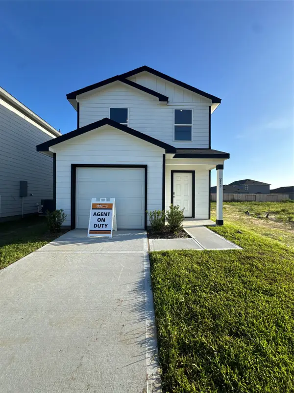 218 Road 590108, Cleveland, TX 77327