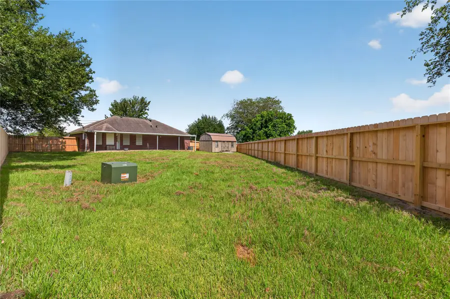 3413 Owens Drive, Dickinson, TX 77539 - #2