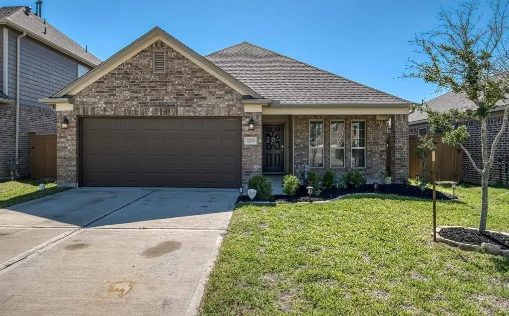 32659 Timber Point Dr, Brookshire, TX 77423 - #1