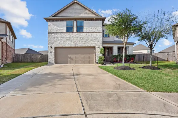 14112 Wedgewood Lakes Court, Pearland, TX 77584