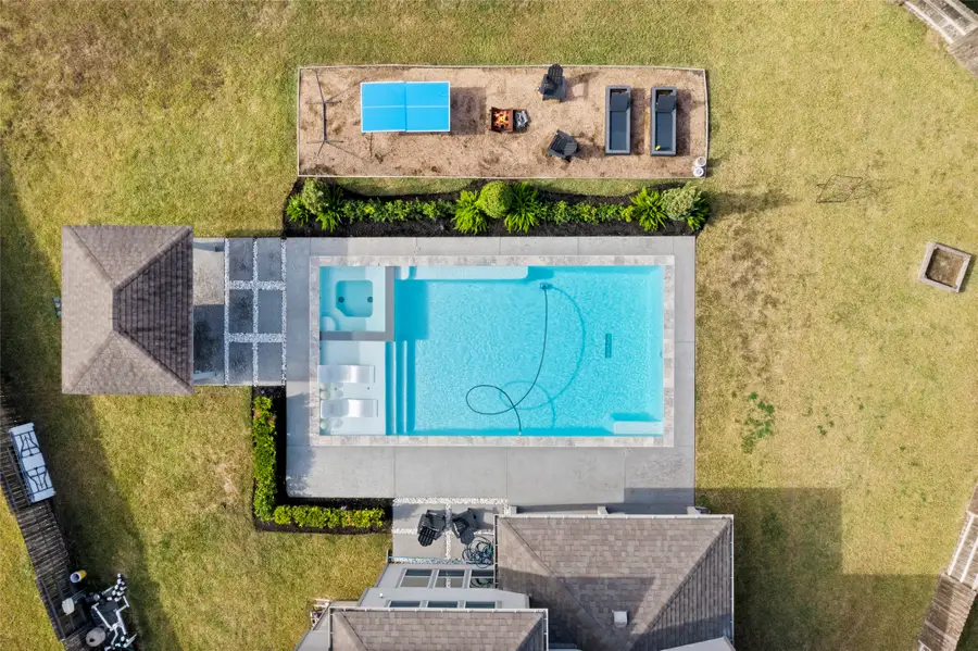 14112 Wedgewood Lakes Court, Pearland, TX 77584 - Image #3