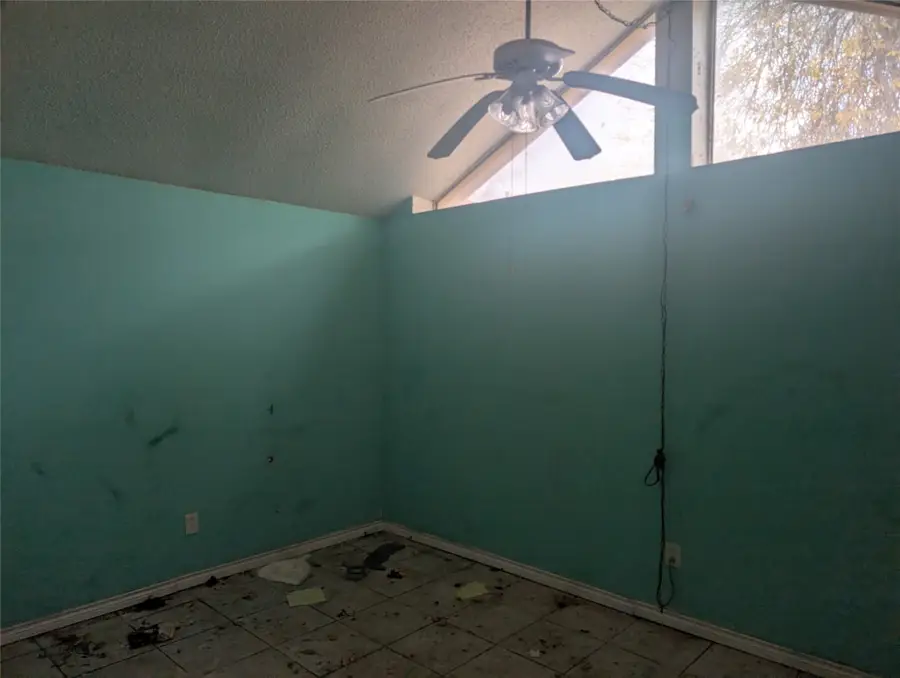 3050 Hazy Park, Houston, TX 77082 - Image #2