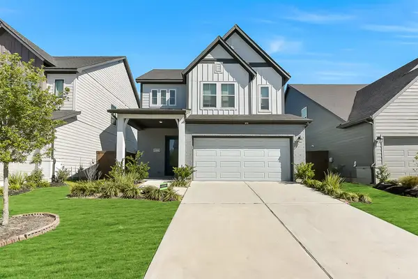 16806 Chapel Knox Drive, Humble, TX 77346