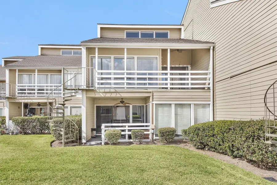 50 April Point Drive S, Conroe, TX 77356 - Image #3