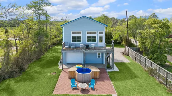 2015 Crescent Drive, La Porte, TX 77571